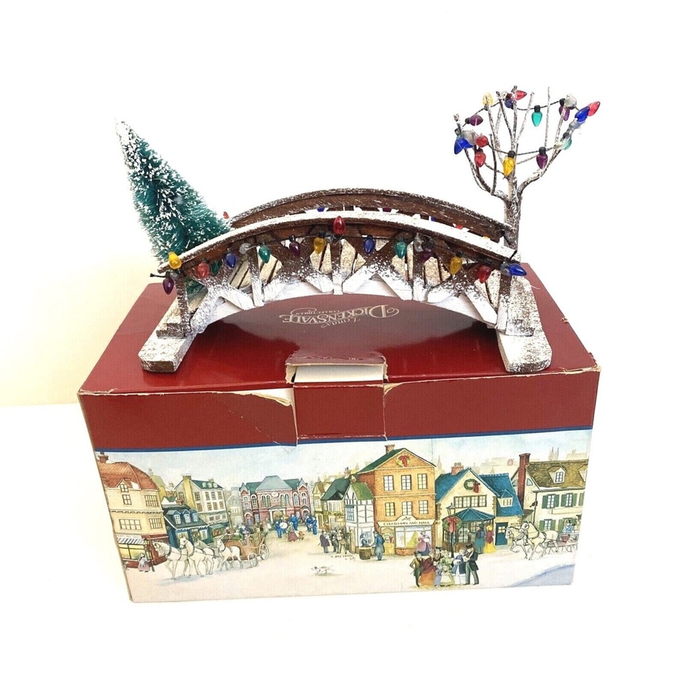 Vintage LEMAX Dickensvale Christmas Village Porcelain Wooden Footbridge 1991